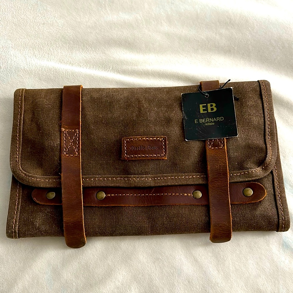 NWT Rustic Town toiletry travel /accessory wash bag